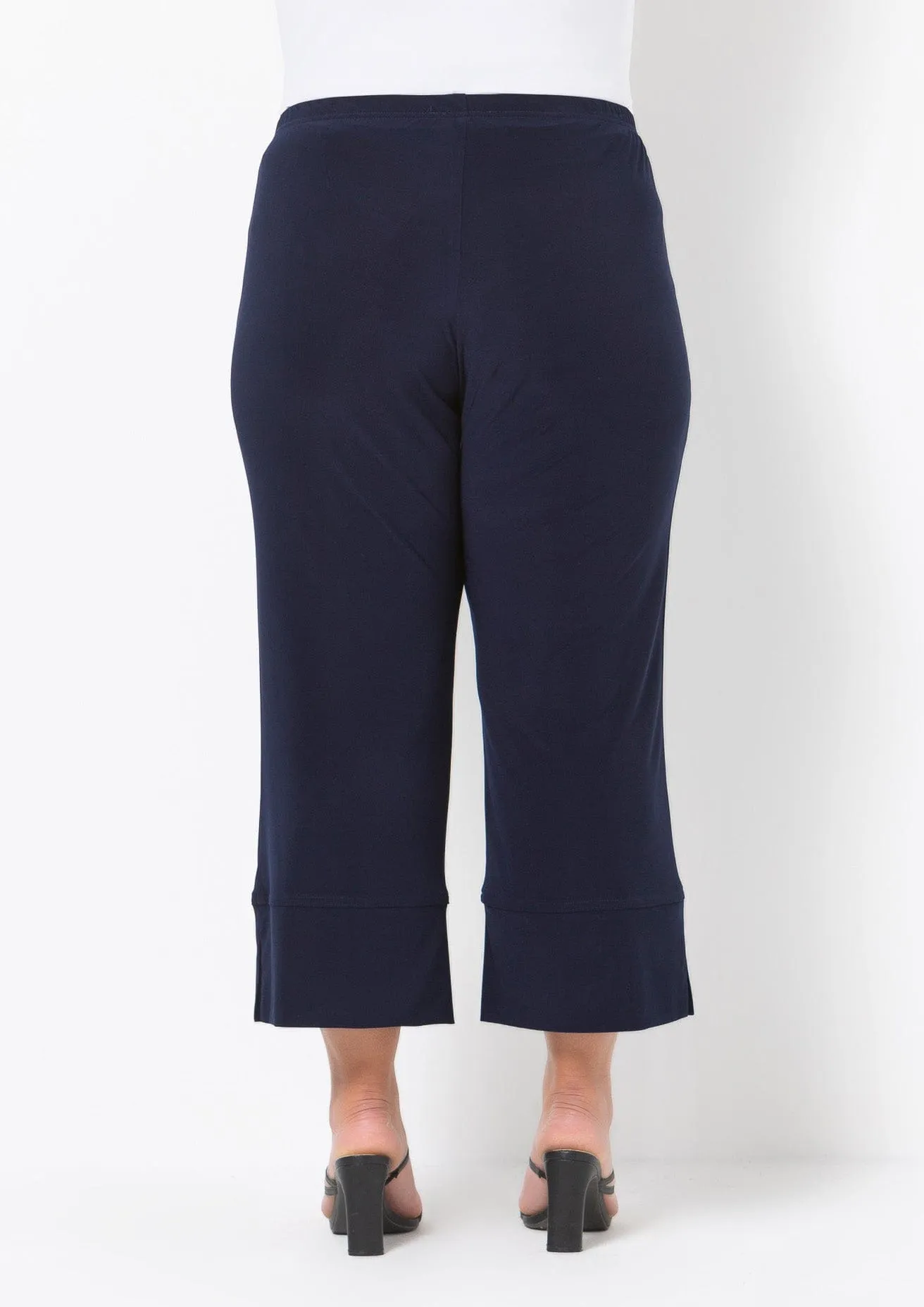 1006 Wide Crop Jersey Pant