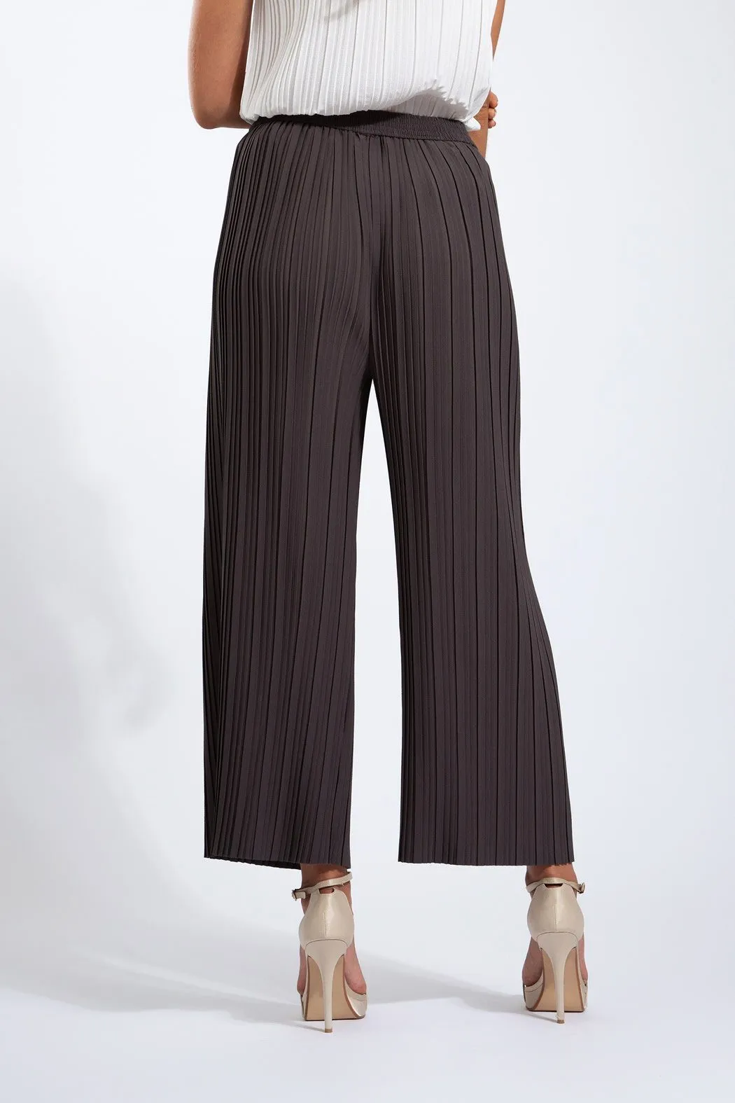 Andrea Small Pleat Straight Cut Pants (Matte Fabric)