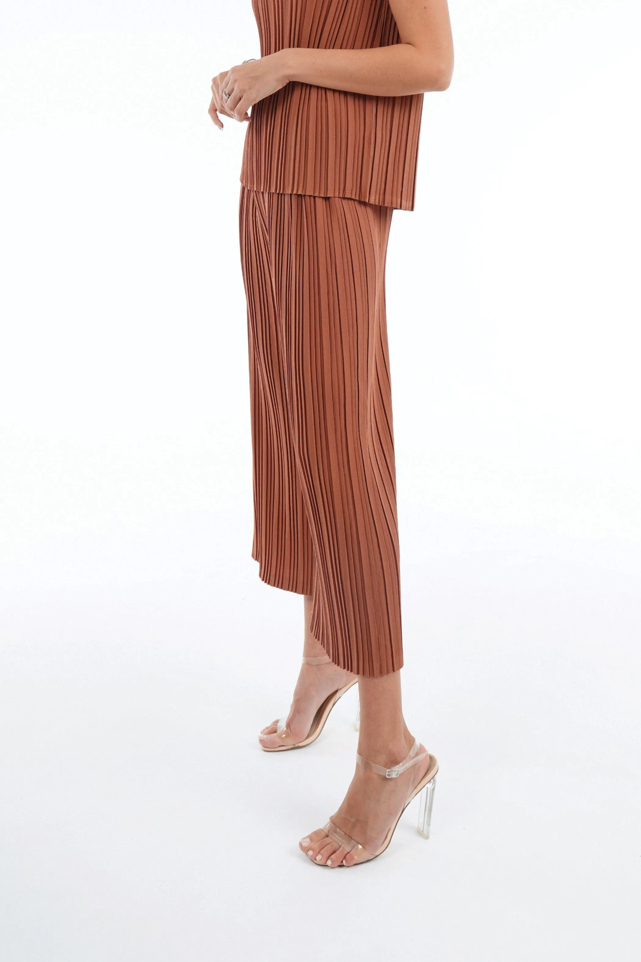 Andrea Small Pleat Straight Cut Pants (Matte Fabric)