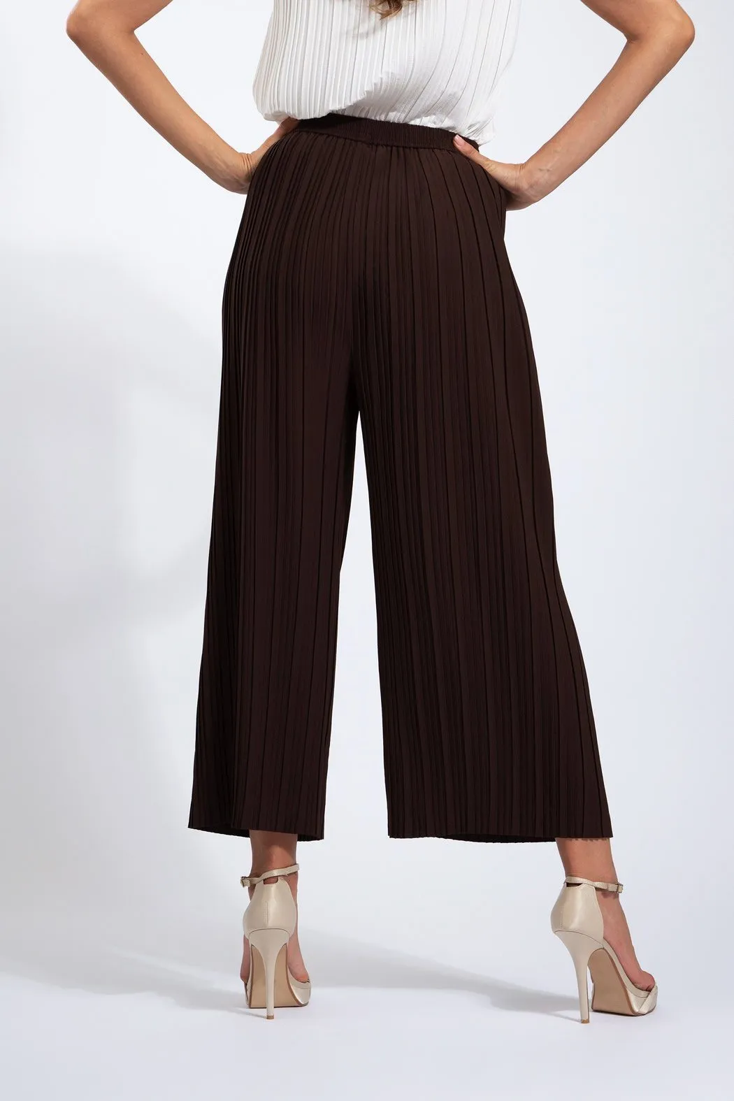 Andrea Small Pleat Straight Cut Pants (Matte Fabric)