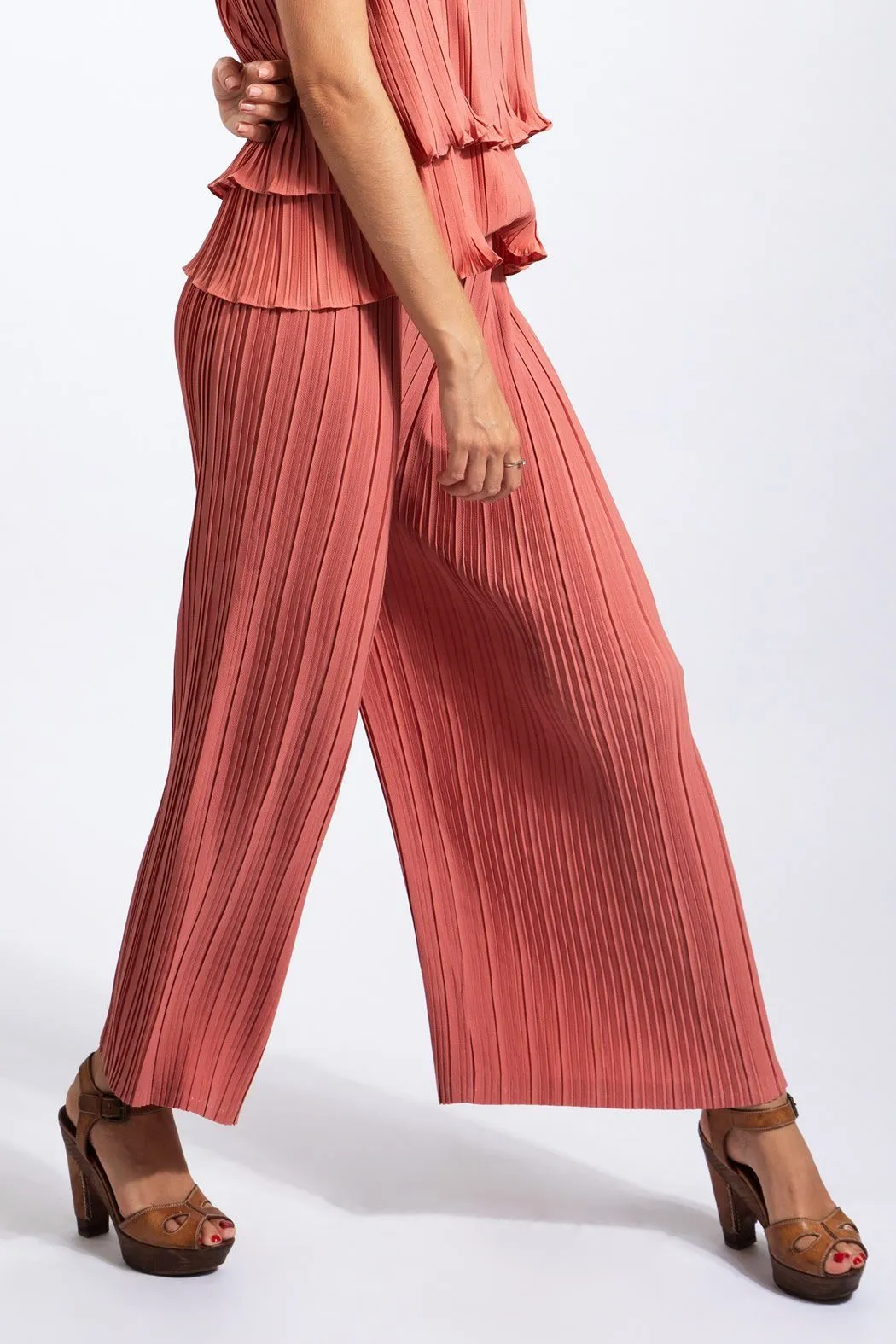 Andrea Small Pleat Straight Cut Pants (Matte Fabric)