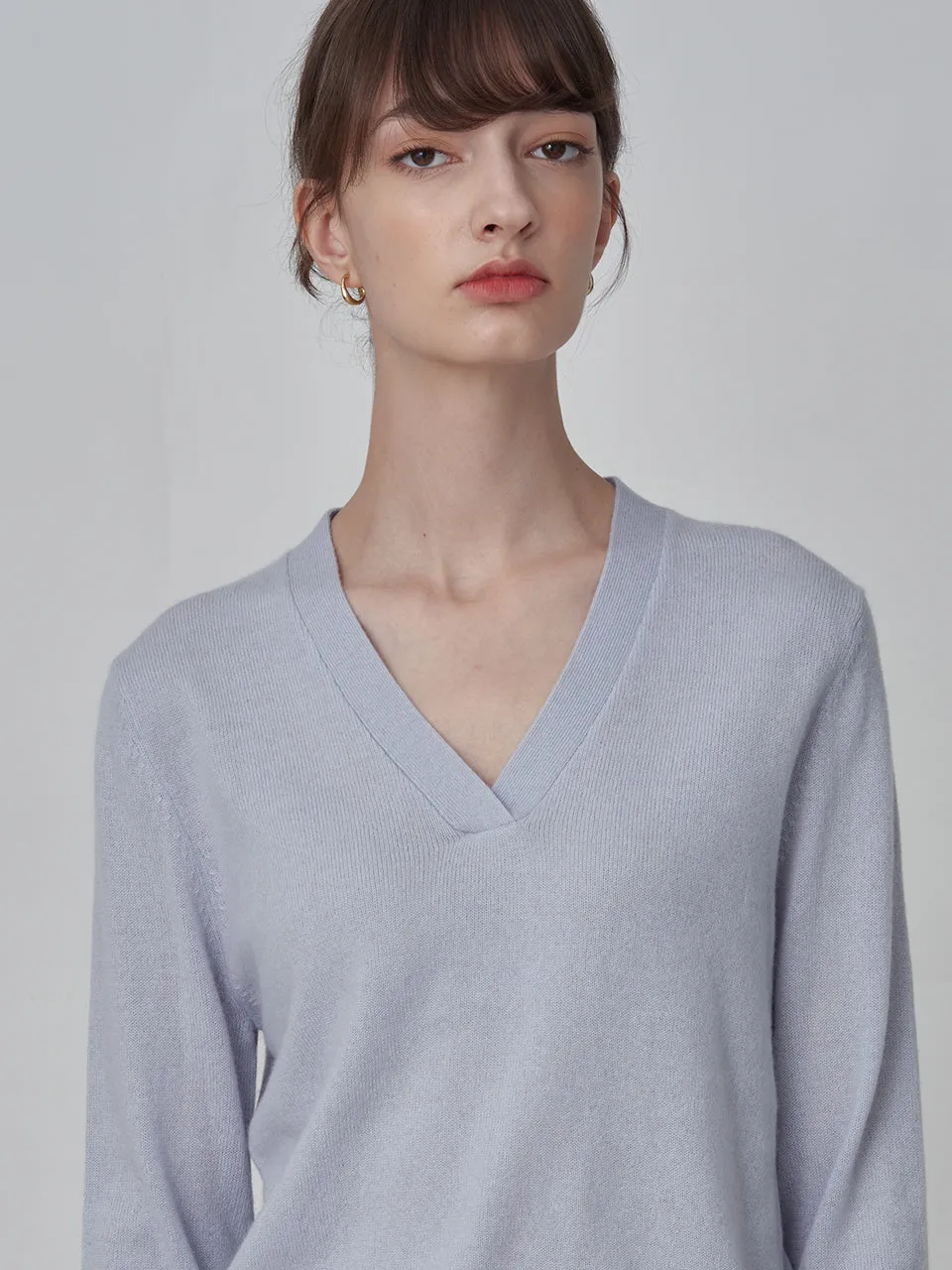 Deep V Neck Sweater_Baby Blue