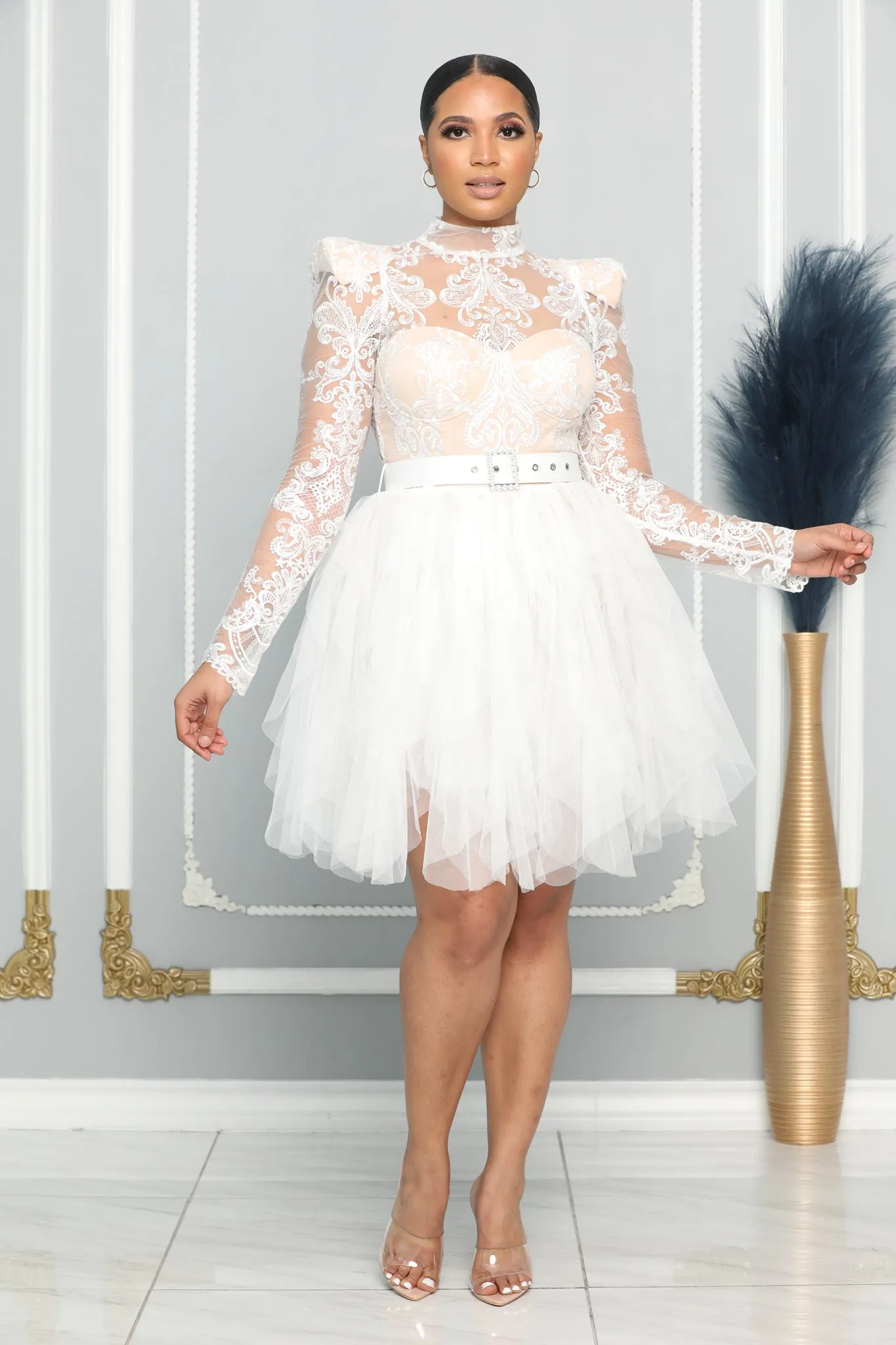 FAIRYTALE LACE DETAIL BOTTOM TULLE DRESS (WHITE)