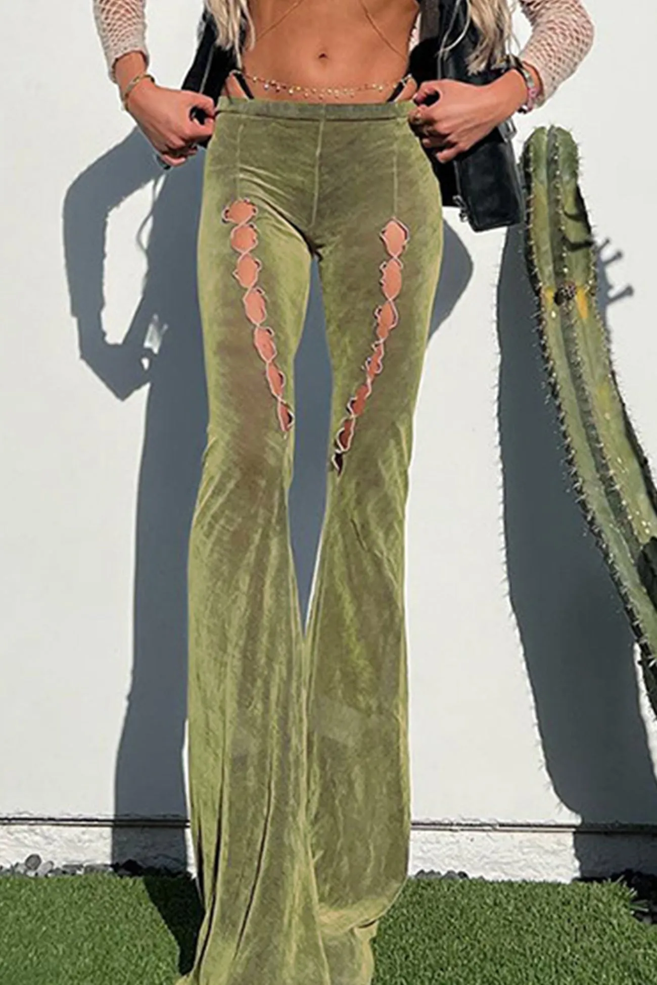 Green Low-waisted Cutout Flares Long Pants