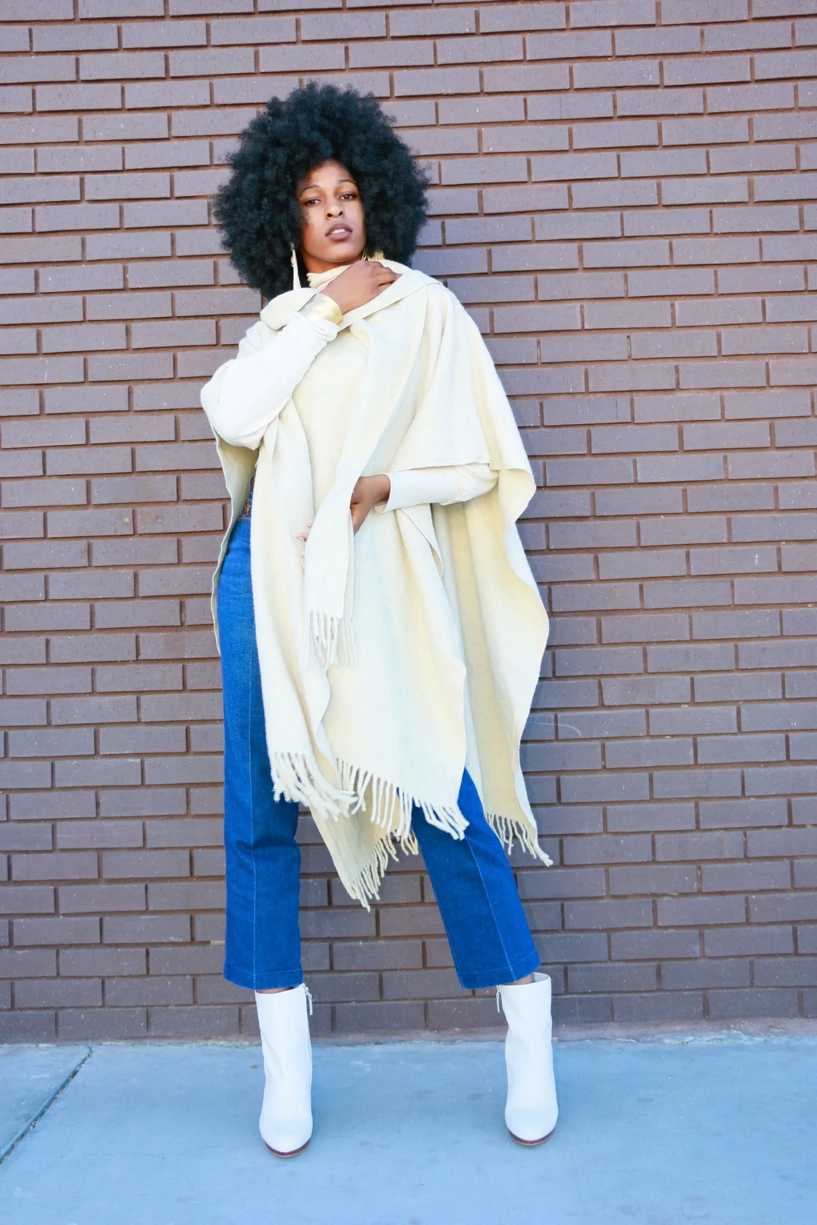 Live: 178 Ivory Vintage Tunic Cape with Scarf