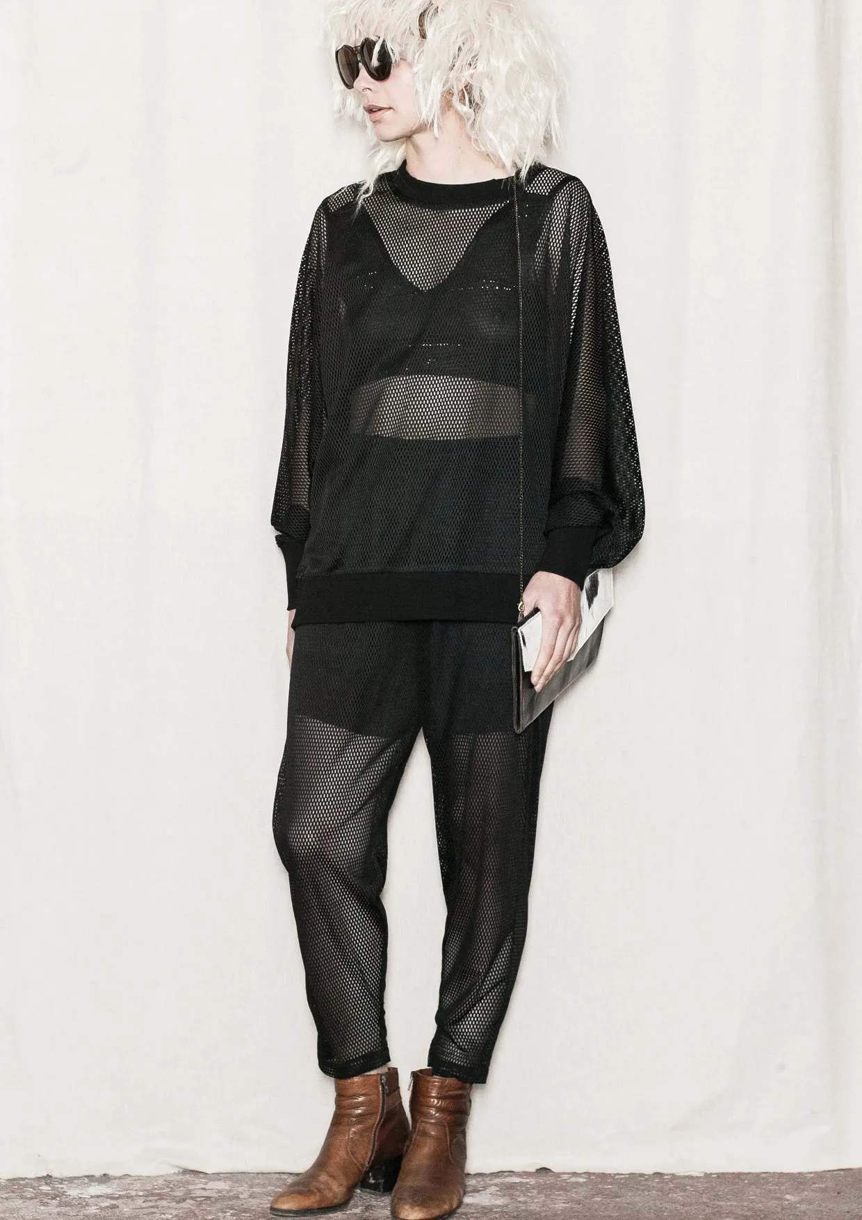 OVERSIZED SUMMER SWEATER - AIRY MESH black