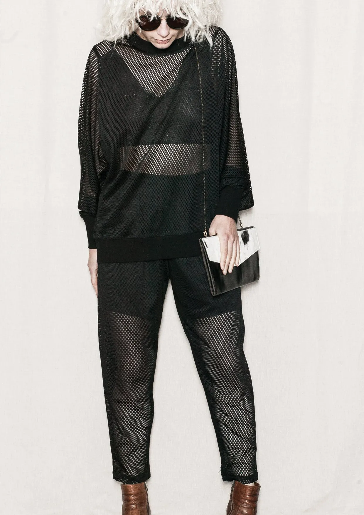 OVERSIZED SUMMER SWEATER - AIRY MESH black