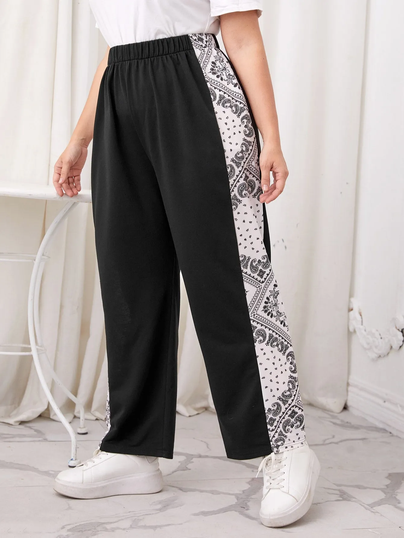 Paisley High Waist Long Plus Size Sweatpants