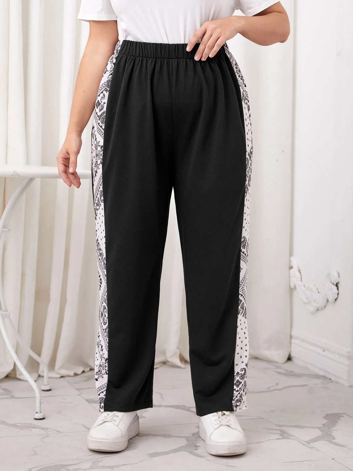 Paisley High Waist Long Plus Size Sweatpants