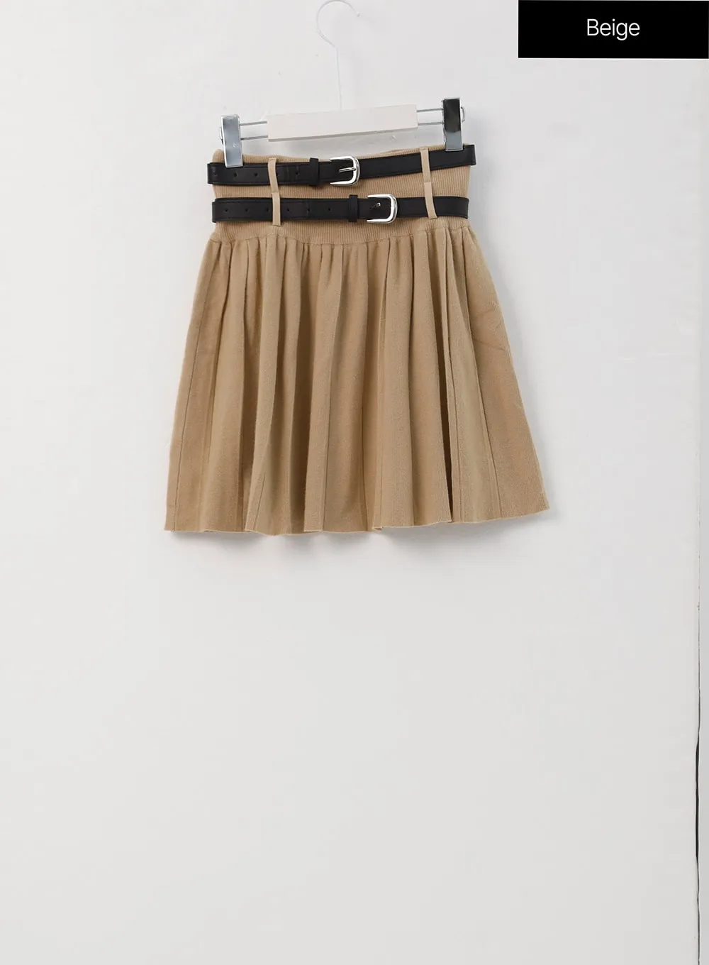 Pleated Mini Skirt with Belt IS322