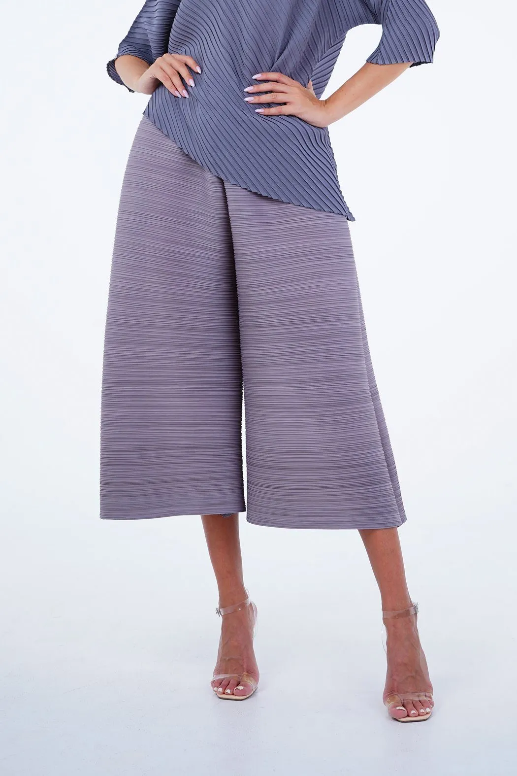 Polly Pleated Tube Pants