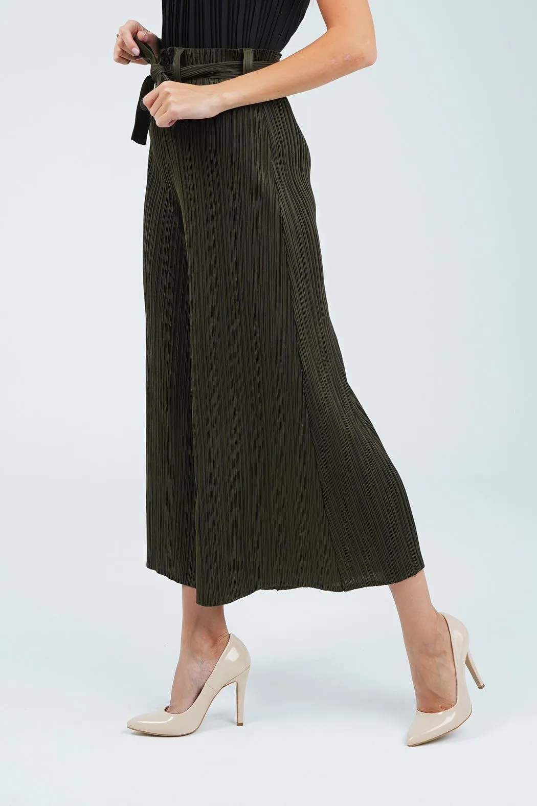 Prisca Wide-Leg Pants With Pleated Belt