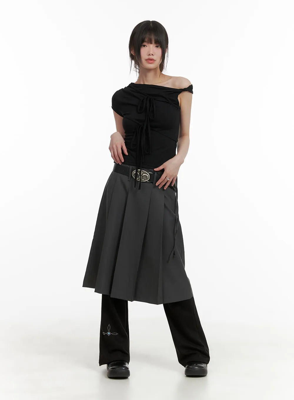 Solid Strap Pleated Midi Skirt CA418