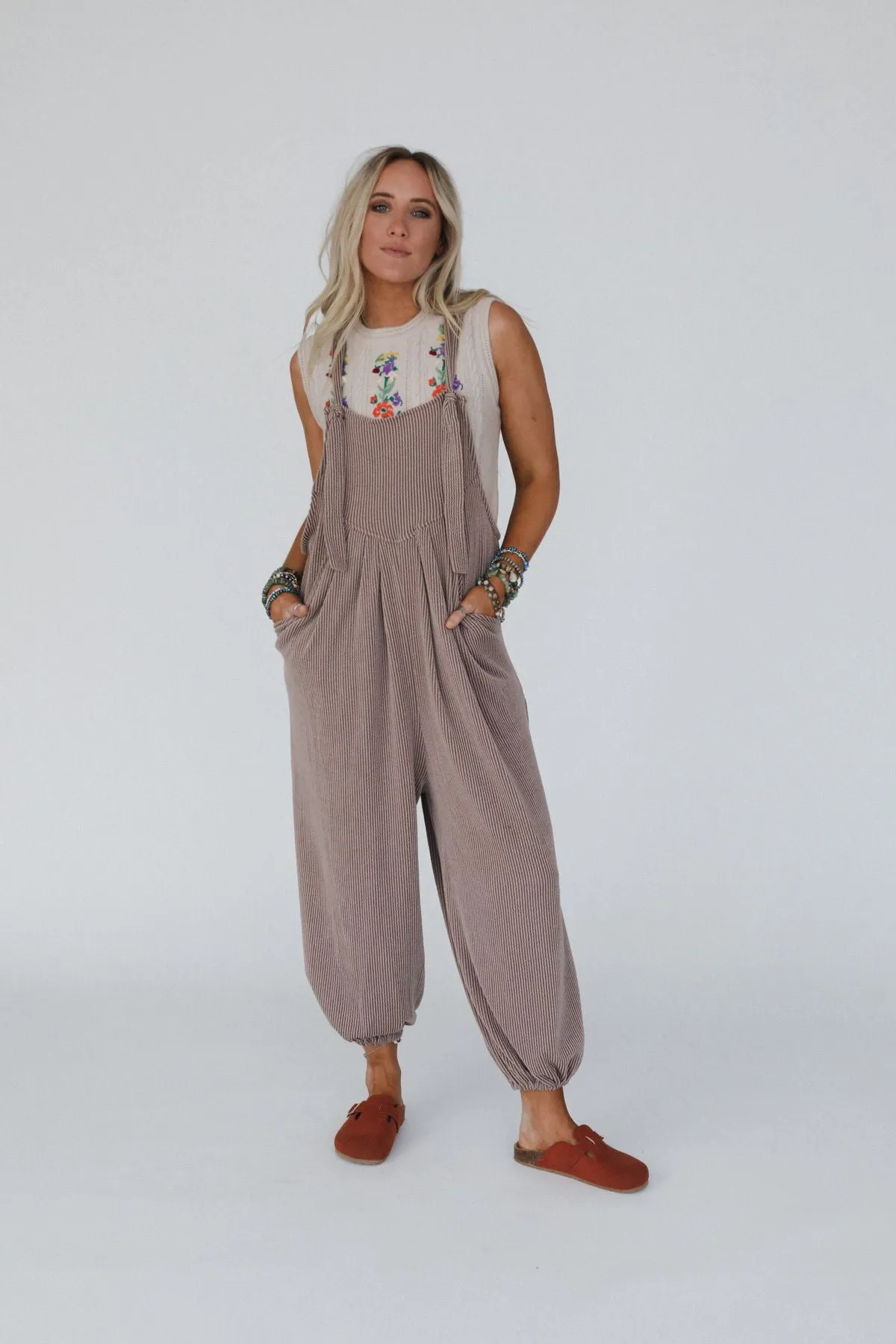 The Nest Tazzlynn Textured Jumpsuit - Acorn