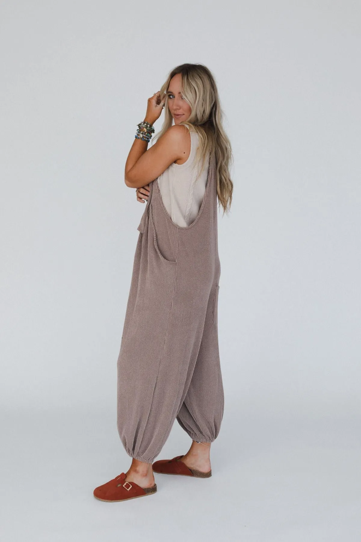 The Nest Tazzlynn Textured Jumpsuit - Acorn