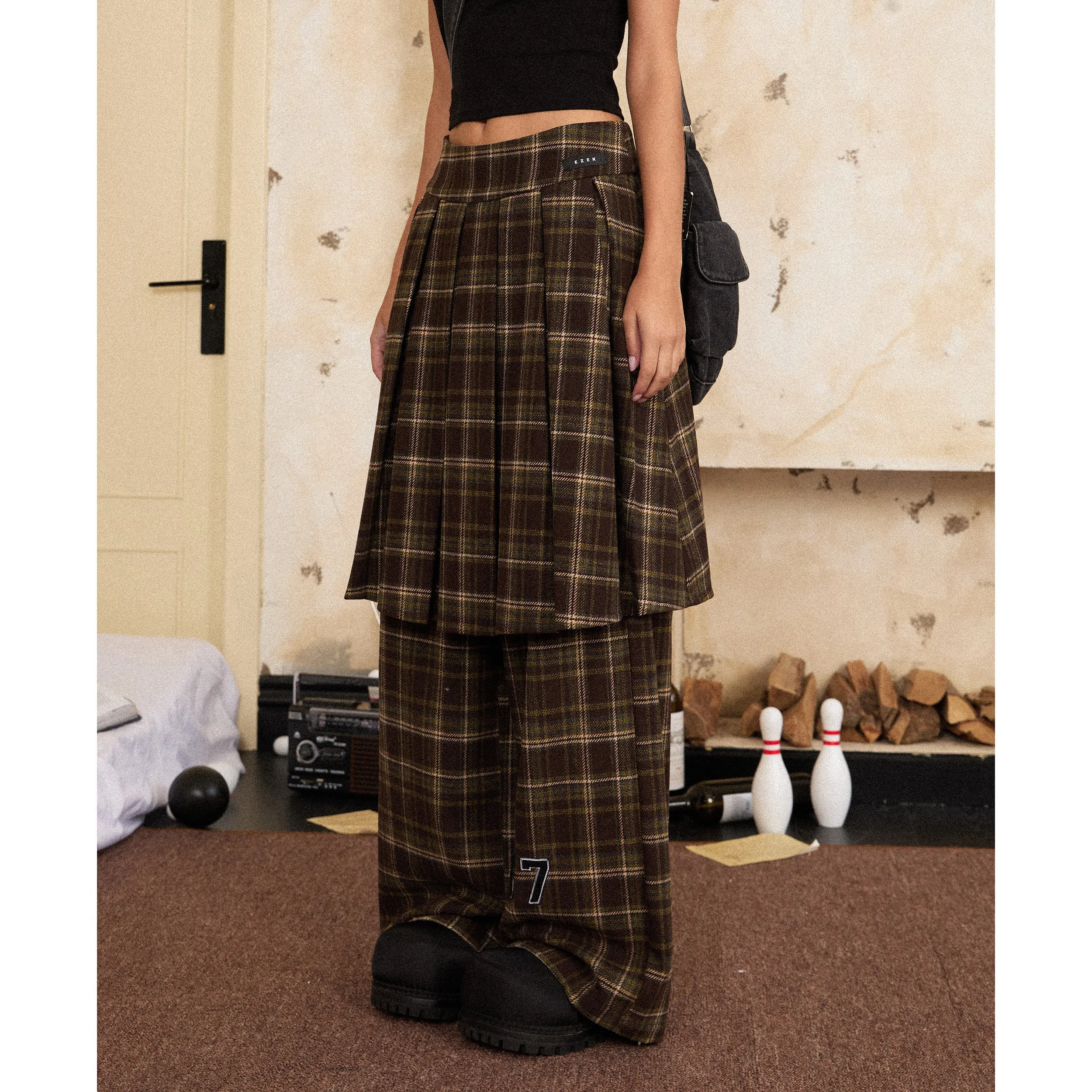 Tom Pleated Checked Skirt & Casual Pants Set